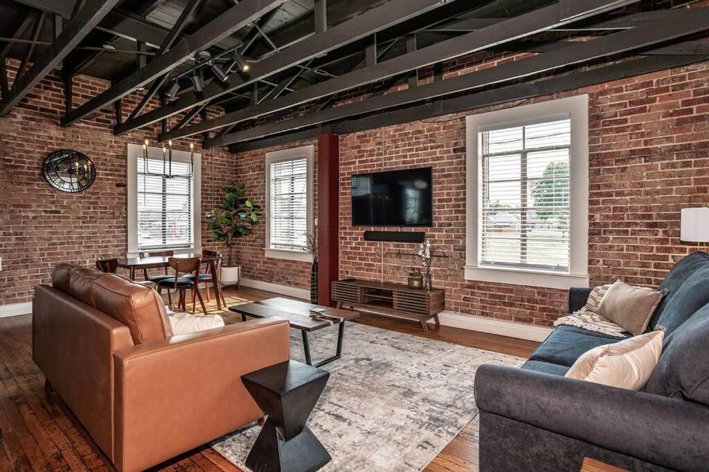 The Loft At 113 - Gateway To The North Texas Hill Country Leilighet Muenster Eksteriør bilde