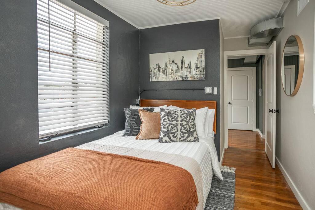 The Loft At 113 - Gateway To The North Texas Hill Country Leilighet Muenster Eksteriør bilde